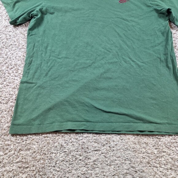 Nike Sportswear T-Shirt Mens XL Green Burgundy Red Swoosh Short Slv Holiday Read - Picture 4 of 7